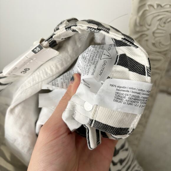 Zara Animal Print High Rise Straight Jeans - Picture 5 of 7